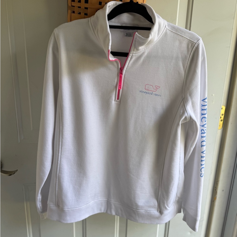 Vineyard Vines White Pullover with Pink Accents